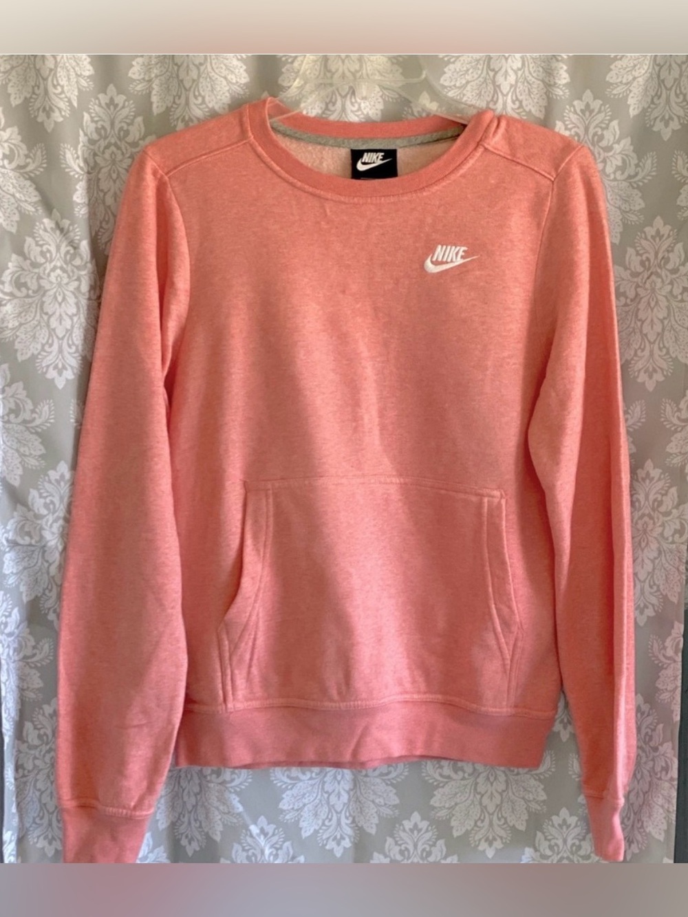 Nike Sportswear Club Fleece Crewneck with Front Pocket